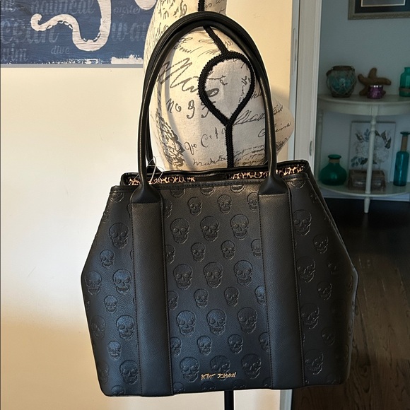 Betsey Johnson Handbags - Betsey Johnson Black Embossed Skull Shoulder Bag